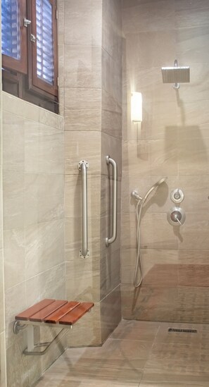 Ducha, cabezal de ducha tipo lluvia, artículos de tocador gratuitos