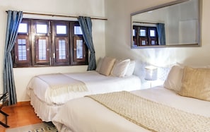 Chambre Standard, 2 grands lits