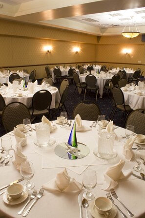 Banquet hall - The Inn on Lake Superior (Duluth)