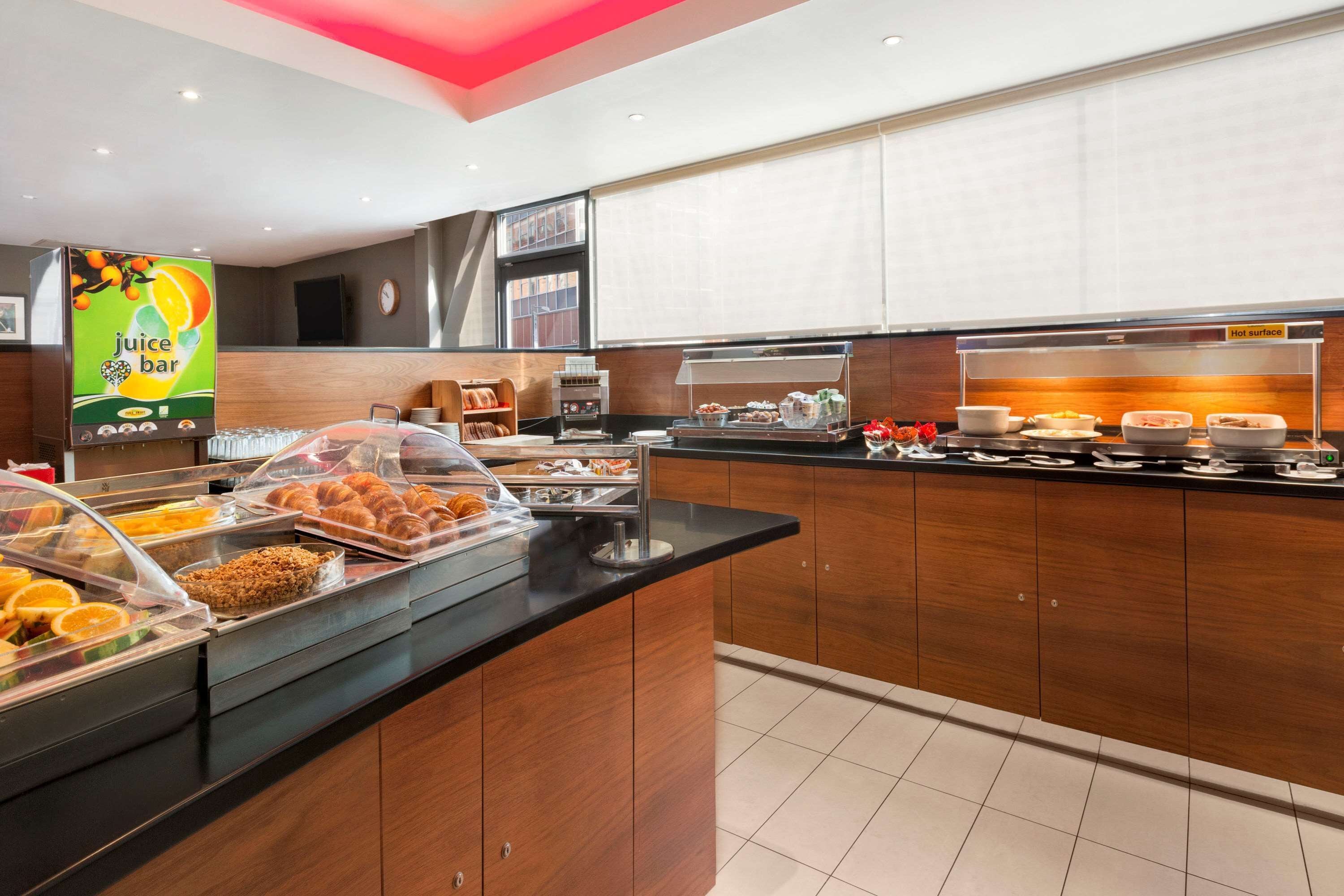 breakfast, lunch, dinner served; british cuisine