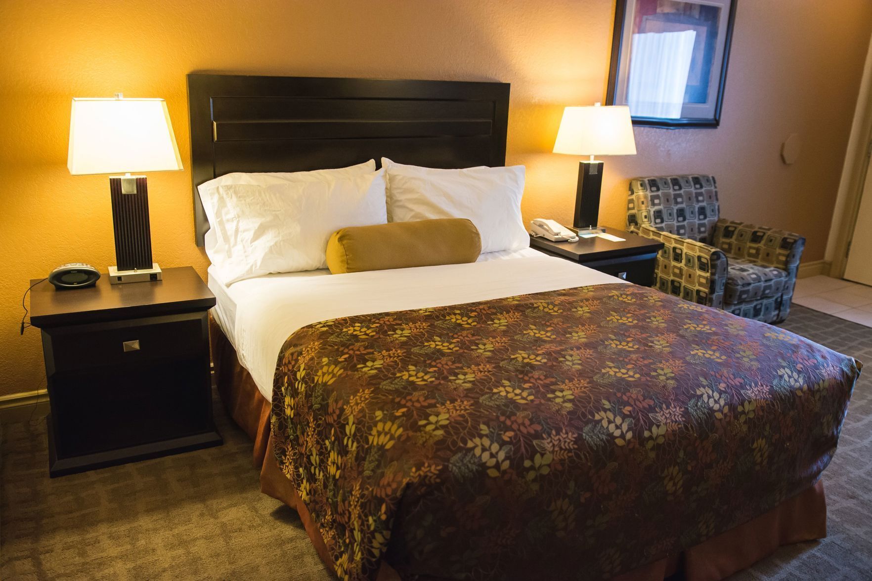 1 bedroom, hypo-allergenic bedding, desk, iron/ironing board