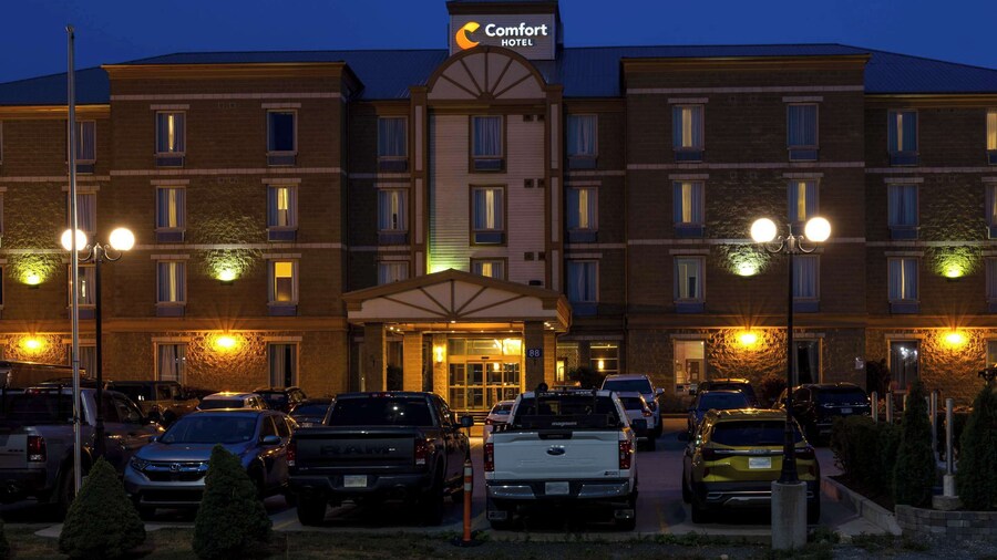 Comfort Hotel Bayer's Lake