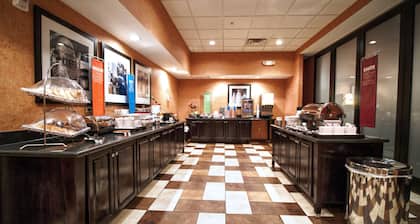 Hampton Inn & Suites Elk City