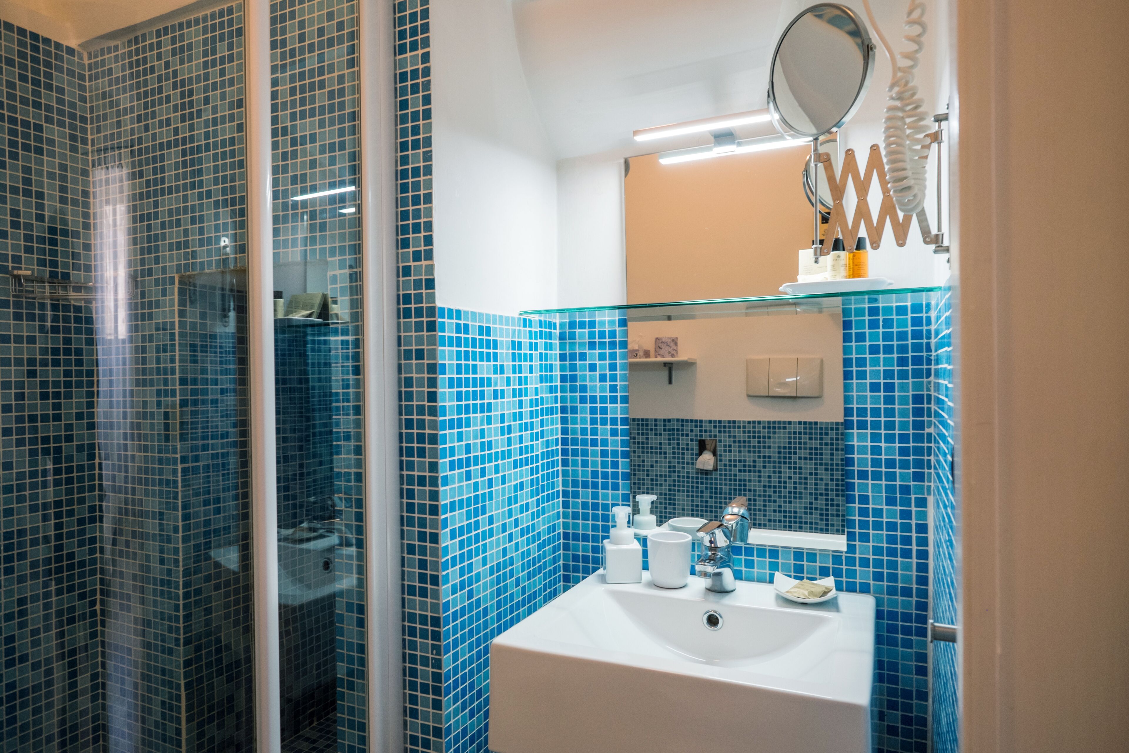 superior double or twin room | bathroom | shower, free toiletries, hair dryer, slippers