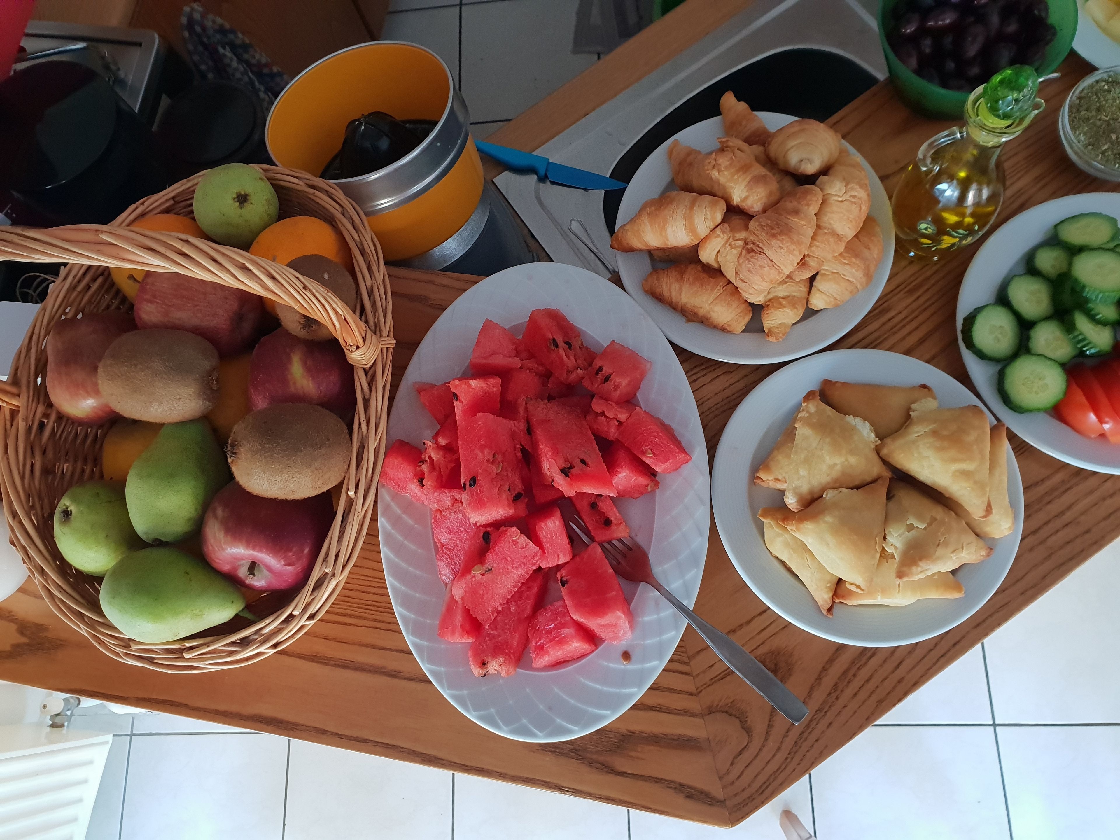 daily buffet breakfast (eur 10 per person)