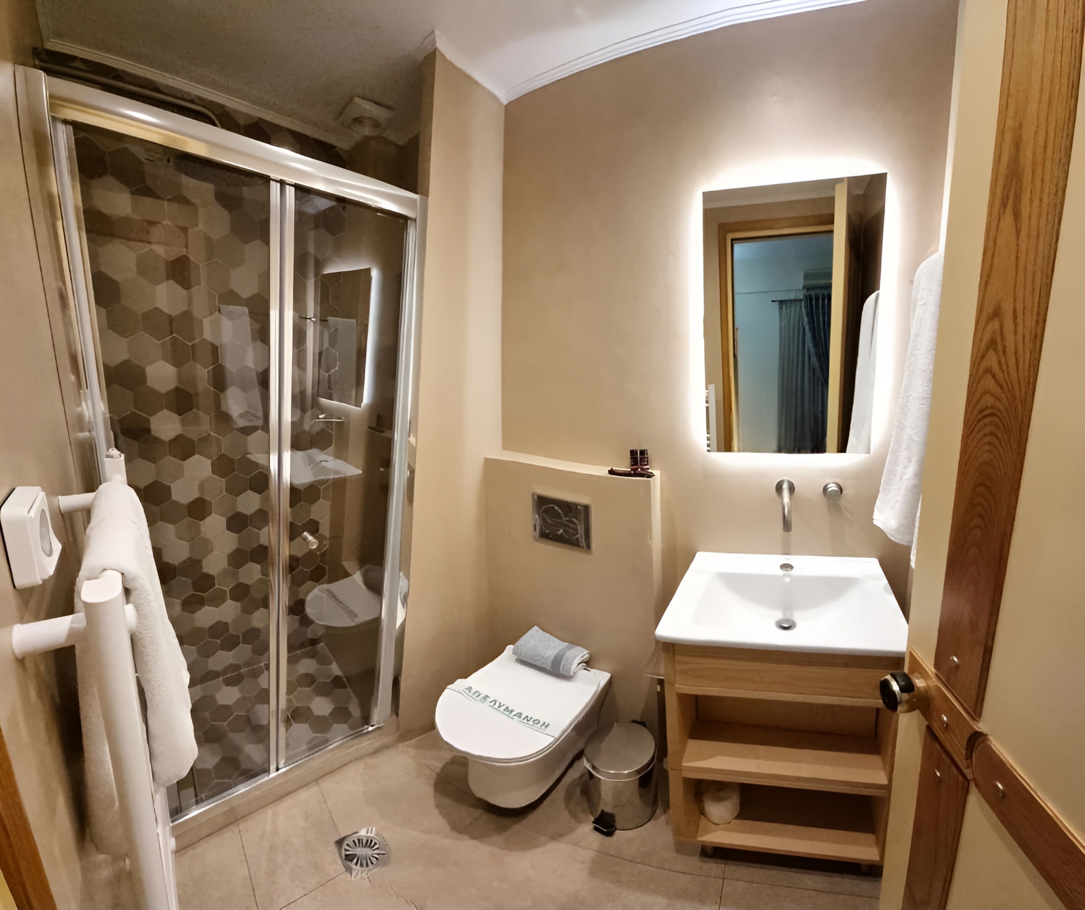 double room | premium bedding, in-room safe, desk, blackout curtains