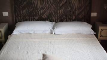 Superior Double Room, 1 Double Bed, Ensuite | Bed sheets