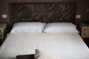Superior Double Room, 1 Double Bed, Ensuite | Bed sheets