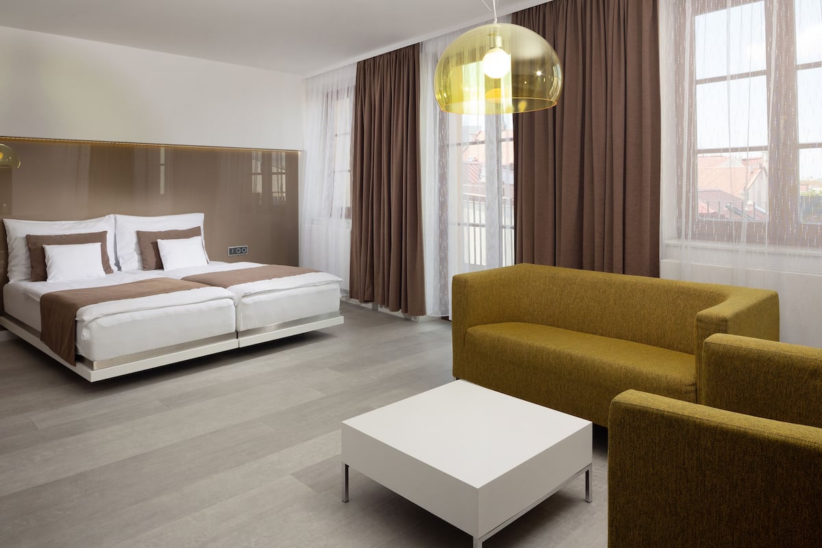 Suite ejecutiva | Decoración personalizada y muebles diferentes