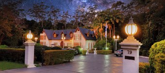 เมาท์ แทมโบรีน สโตนเฮเวน แมนเนอร์  