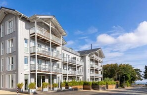 Front of property - Hotel Meerzeit (Scharbeutz)