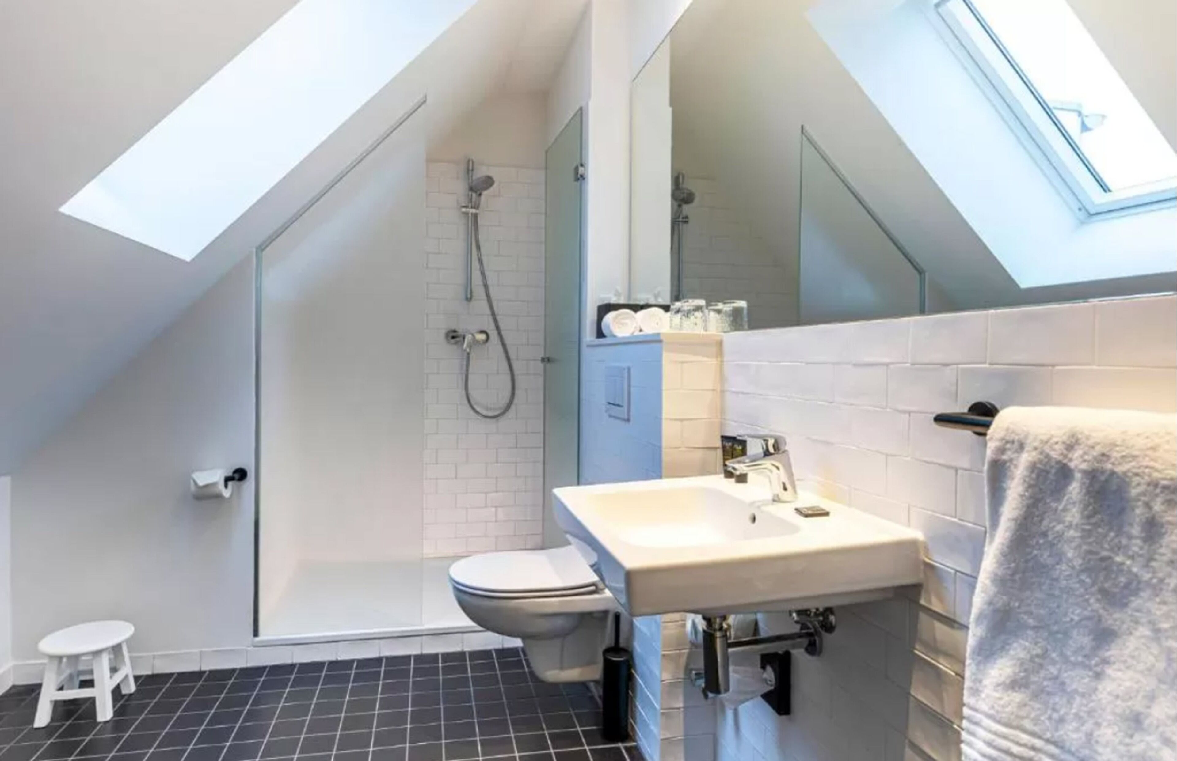 comfort double room | bathroom | shower, hair dryer, towels, soap