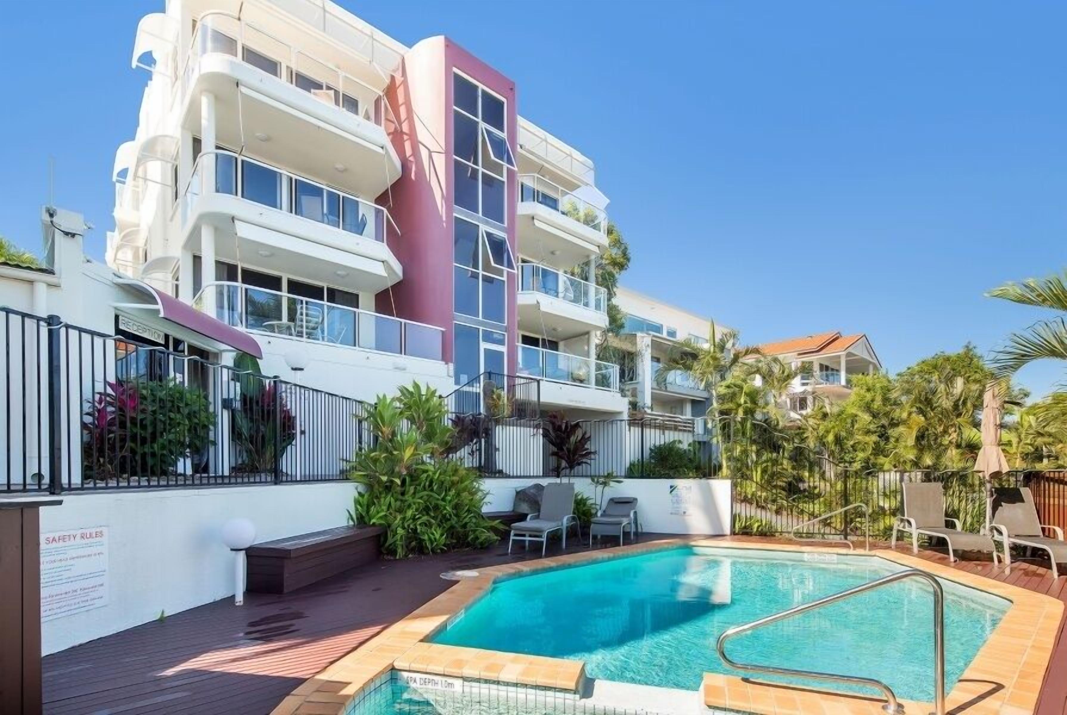 Bali Hai Apartments Noosa — image 4