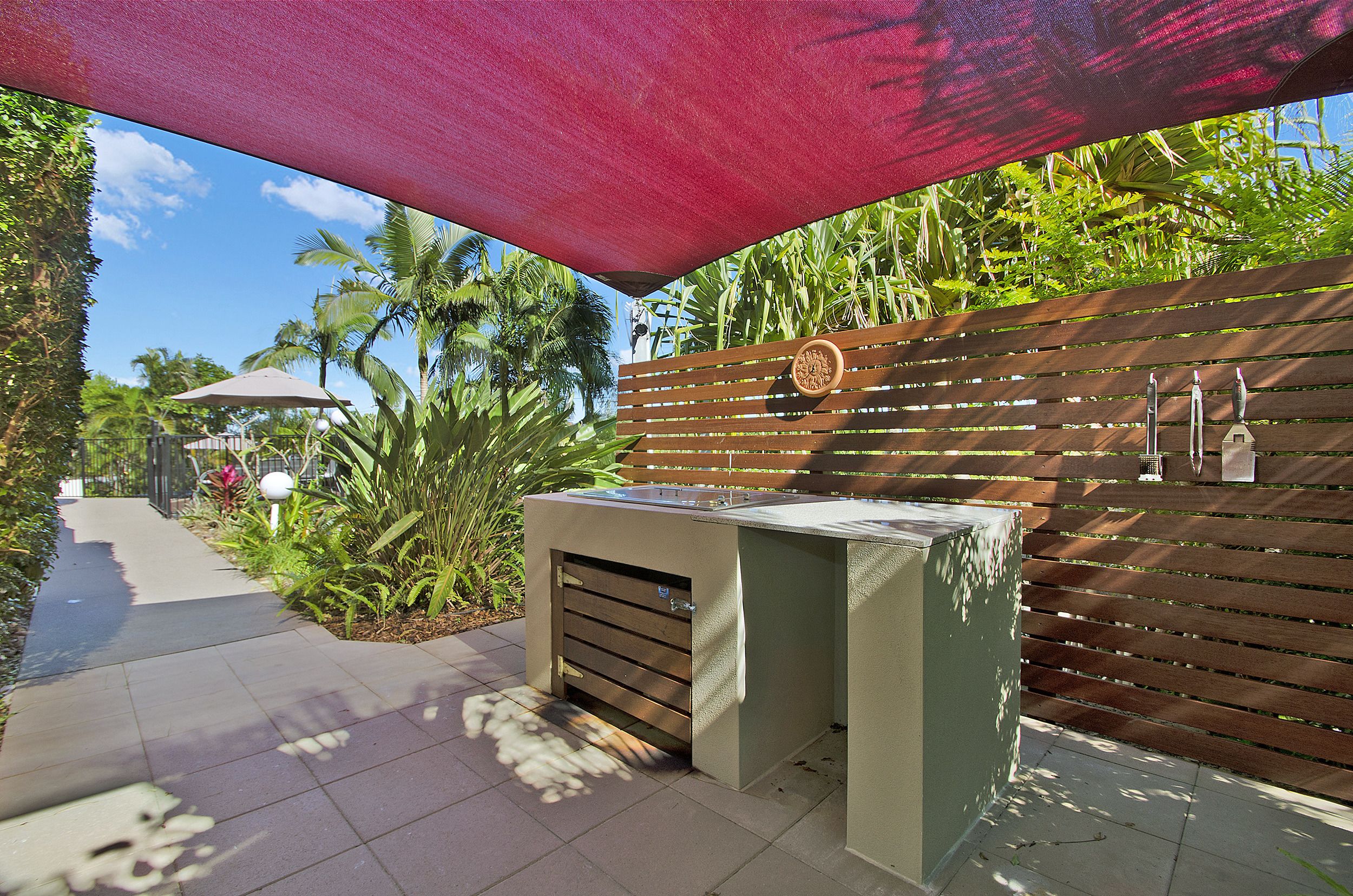 Bali Hai Apartments Noosa — image 28