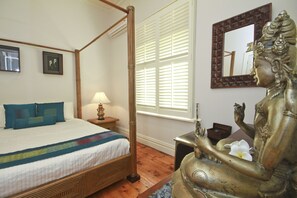 Premium bedding, individually decorated, individually furnished - Pelican Sands Bed & Breakfast (Portarlington)