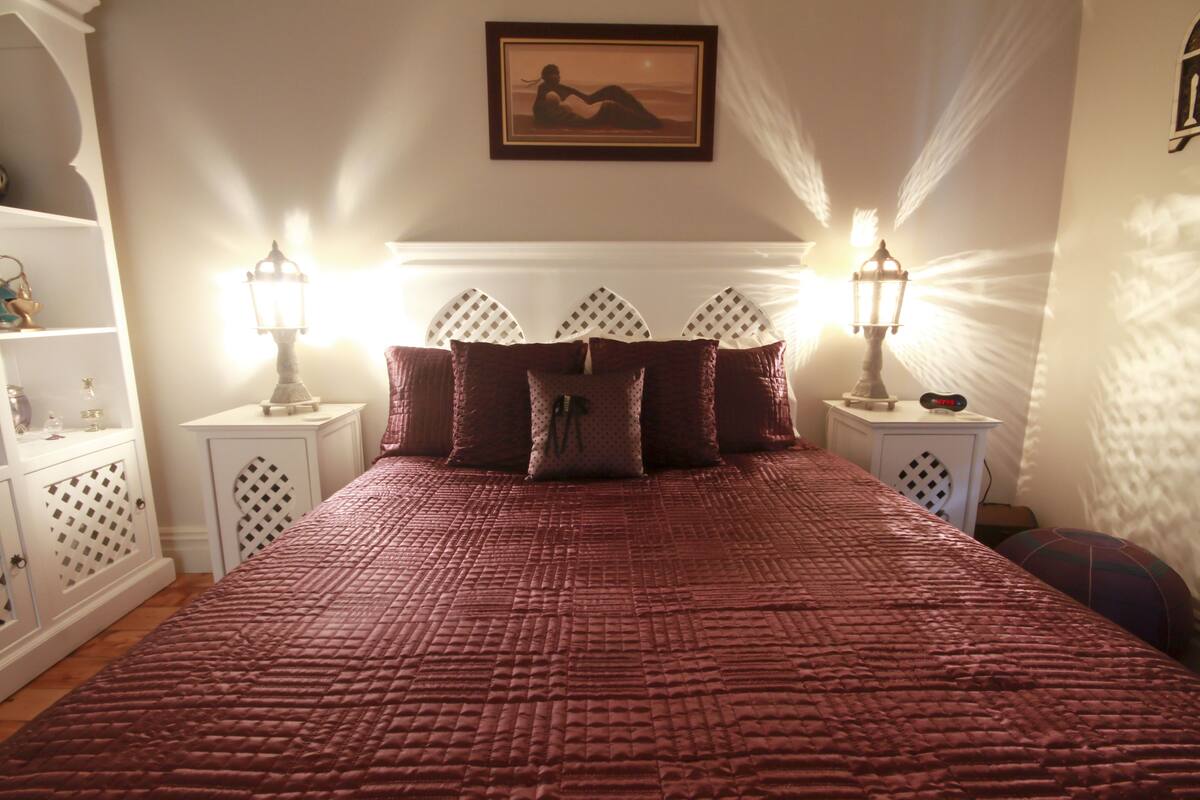 Premium bedding, soundproofing, iron/ironing board (on request)
