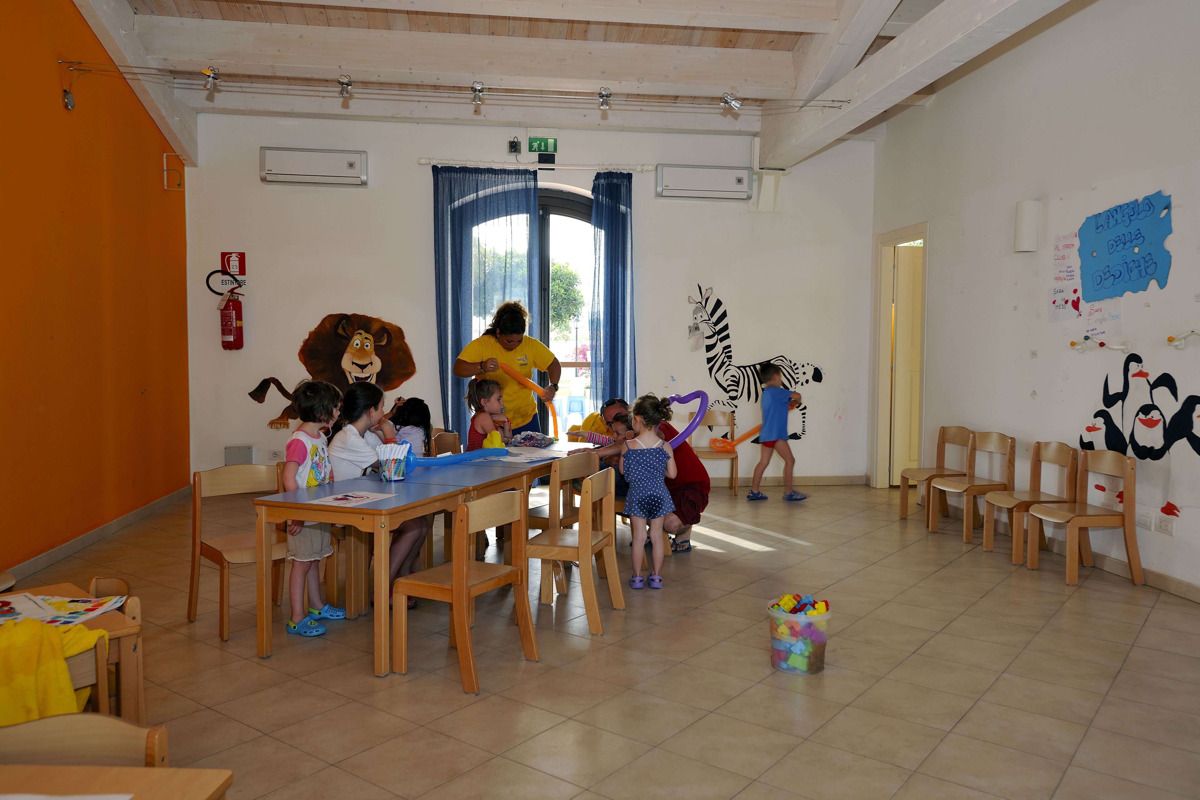children’s play area – indoor