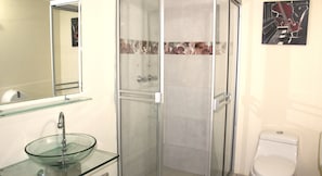 Appartement, 2 chambres | Salle de bain
