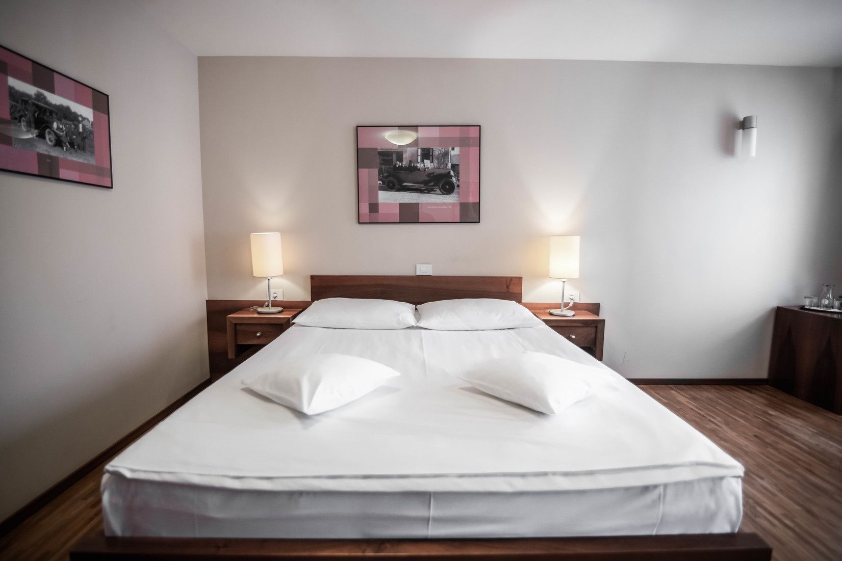 Double Room | Meja, Wi-fi percuma, cadar katil 
