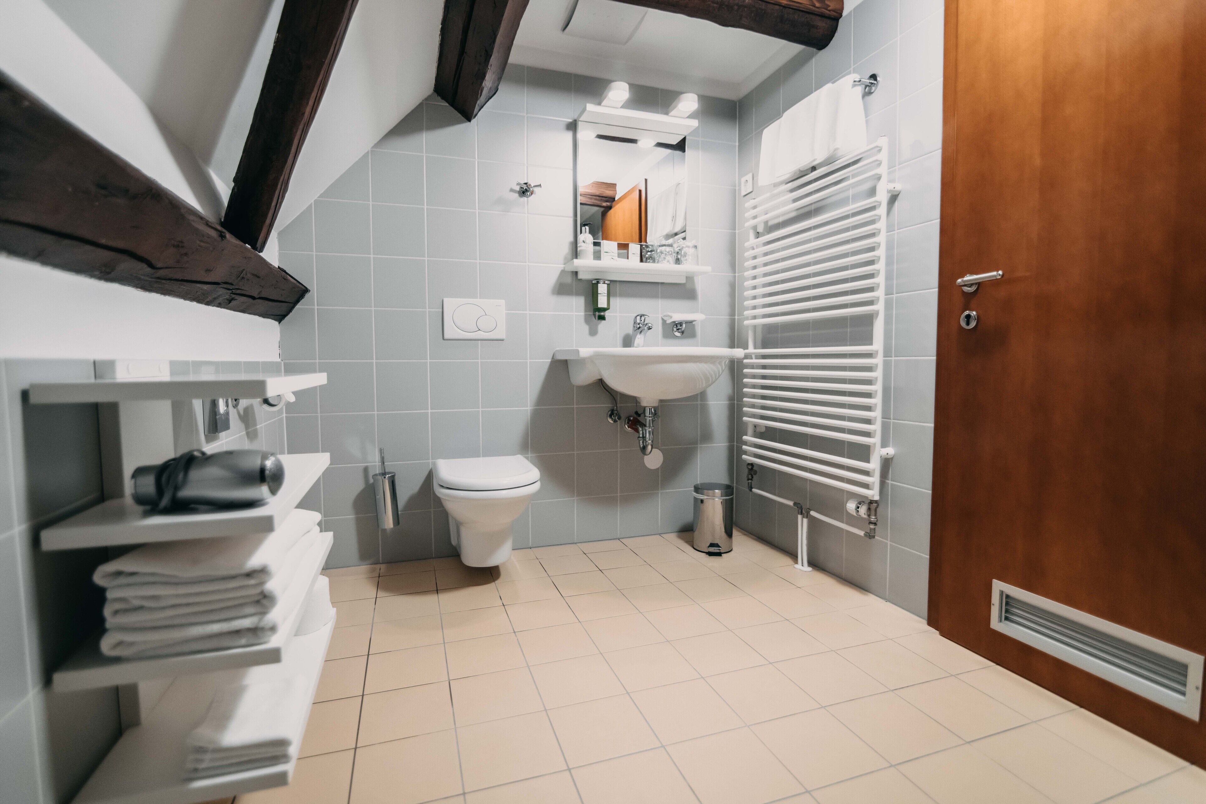 traditional double room | bathroom | hair dryer, towels