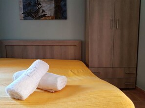 Apartamento, 2 habitaciones, vistas al mar (2 Adults + 2 Children) | 1 dormitorio, sistema de insonorización, wifi gratis