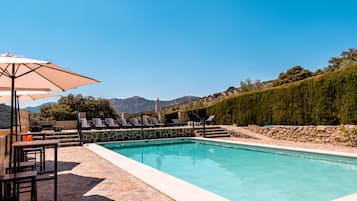 Outdoor pool, open 8:00 AM to 10:00 PM, pool umbrellas, sun loungers