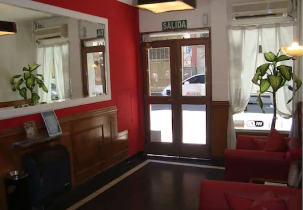 Interior entrance - Hotel Gran Vía Buenos Aires (Buenos Aires)