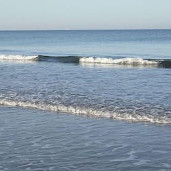 Una spiaggia nelle vicinanze