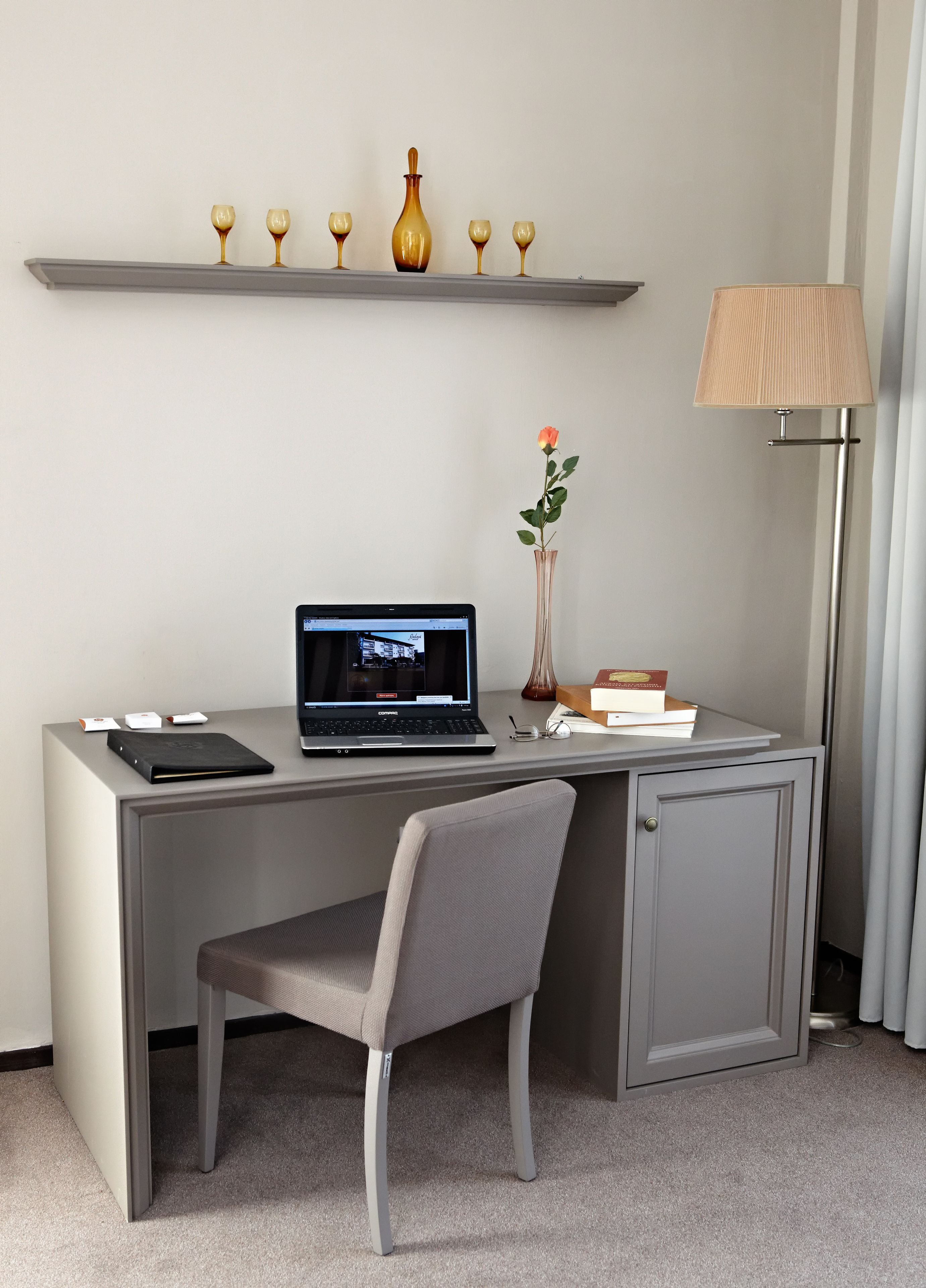 triple room | room amenity