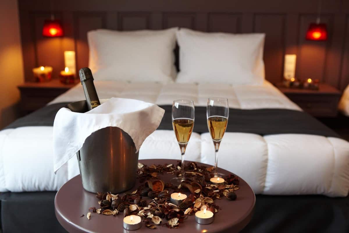 minibar, in-room safe, desk, iron/ironing board