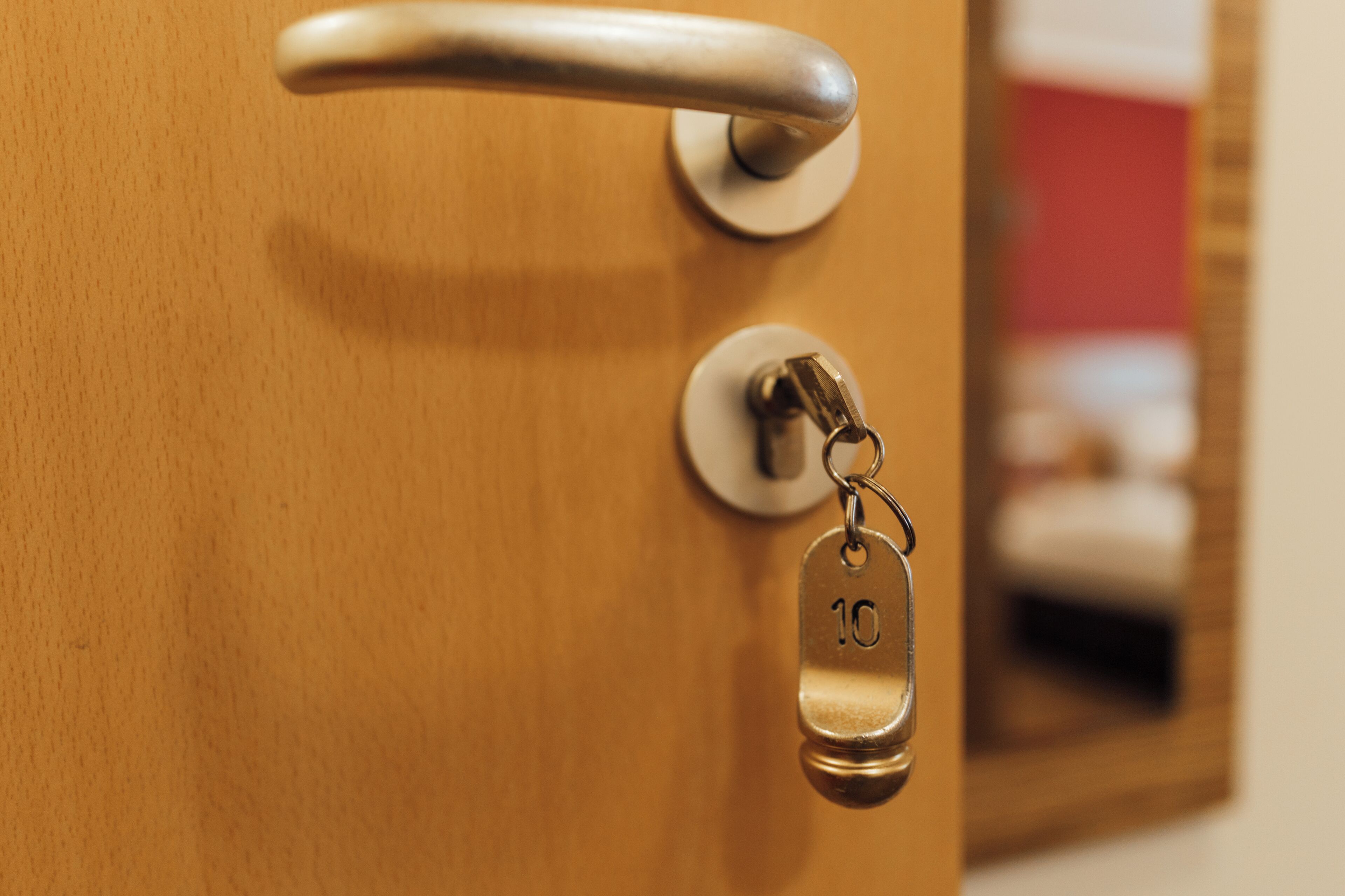 premium bedding, in-room safe, individually decorated