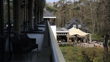 In-room safe, desk, blackout drapes, soundproofing