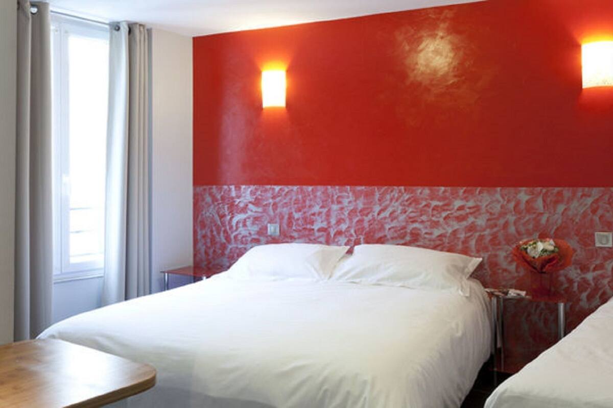 Estúdio | Cofres nos quartos, ferros/tábuas de passar roupa, berços (sobretaxa)