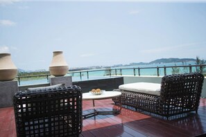 高档床上用品、Select Comfort 床、迷你吧、客房内保险箱