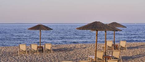 Beach nearby, sun loungers, beach umbrellas, beach towels
