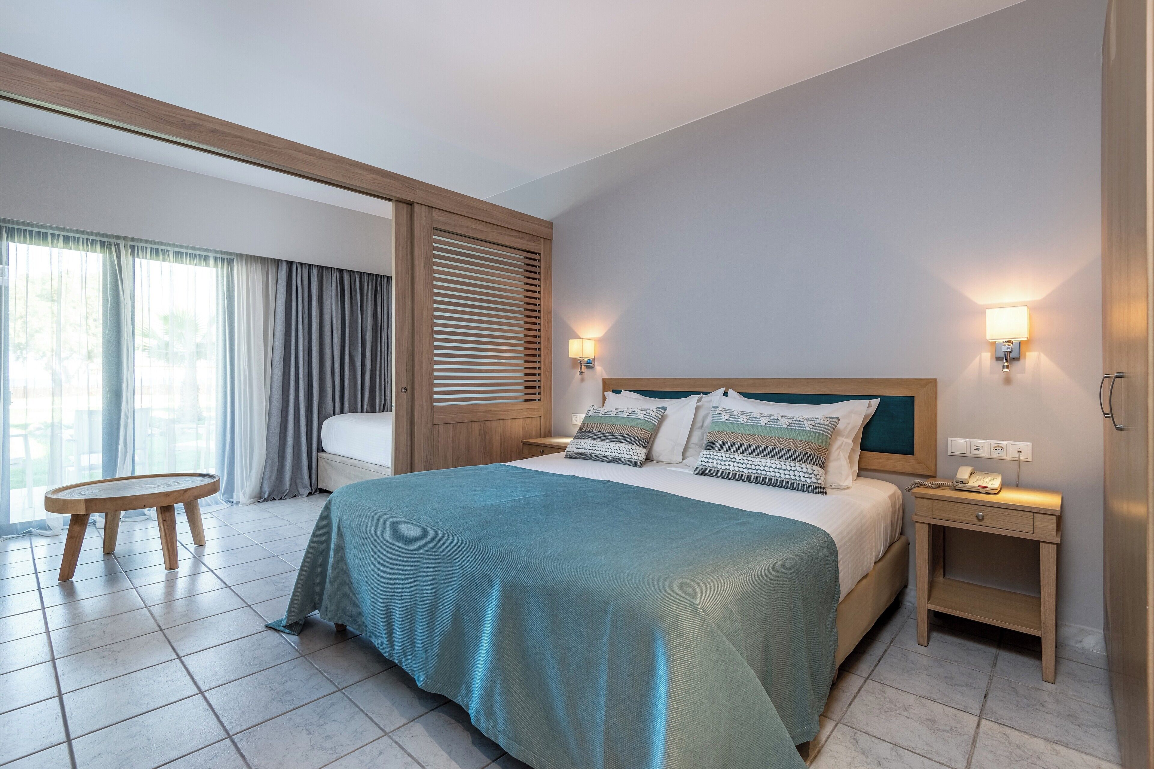 Junior Suite Garden View | Resort Area | Vue de la chambre