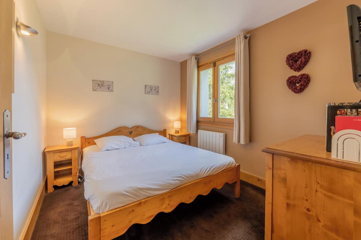 Family Apartment, 2 Bedrooms (Vallorcine Balme 15) | 2 bedrooms, premium bedding, individually decorated