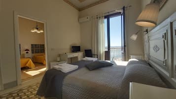 Suite (4 pax) | Camas Select Comfort, minibar, escritorio y insonorización
