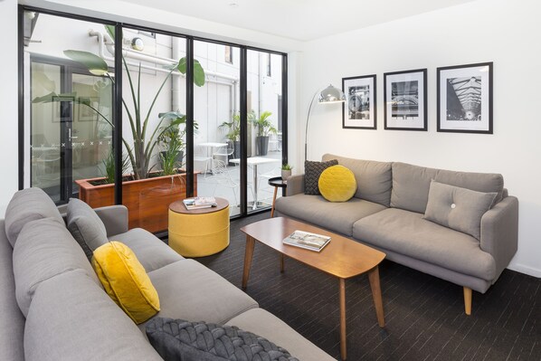LCD TV - Quality Apartments North Melbourne (North Melbourne)
