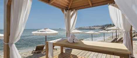 Bain à remous, hammam, soins corporels, soins d'aromathérapie