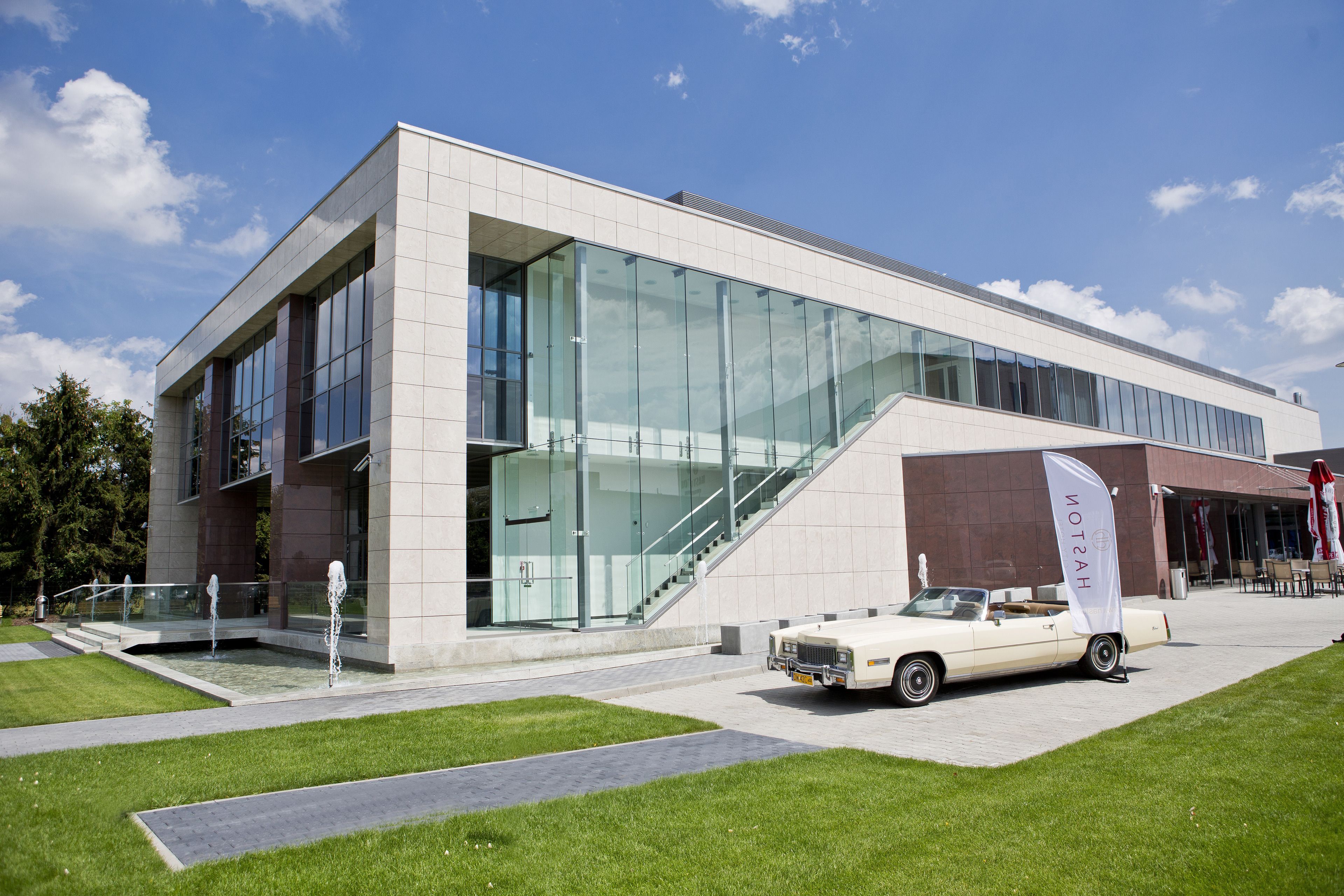 self-parking (surcharge) 50 per night