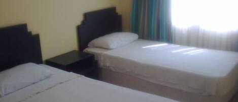 1 bedroom, minibar, desk, free cribs/infant beds