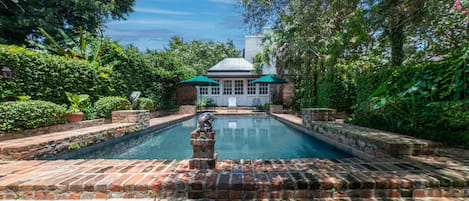 Outdoor pool, pool loungers