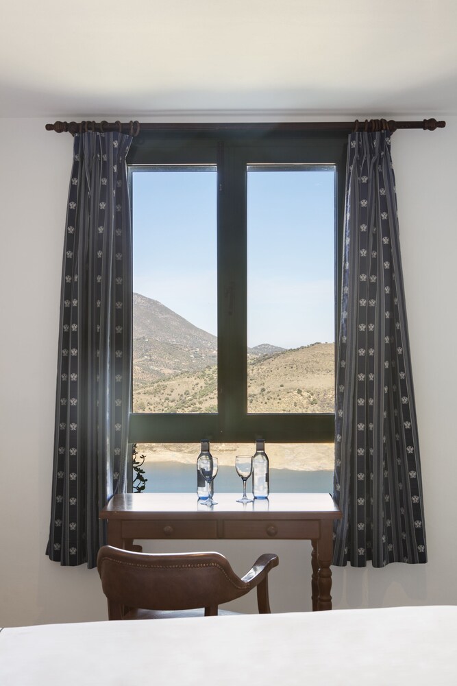 TUGASA Hotel Arco de la Villa by null