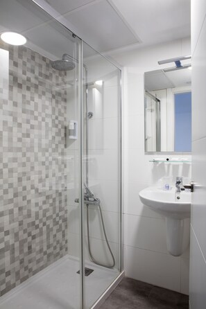 Bathroom - TUGASA Hotel Arco de la Villa (Zahara de la Sierra)