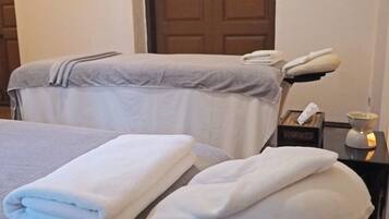 Massage in accommodation