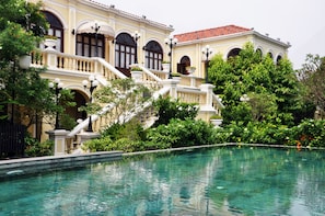 Outdoor pool, pool umbrellas, pool loungers