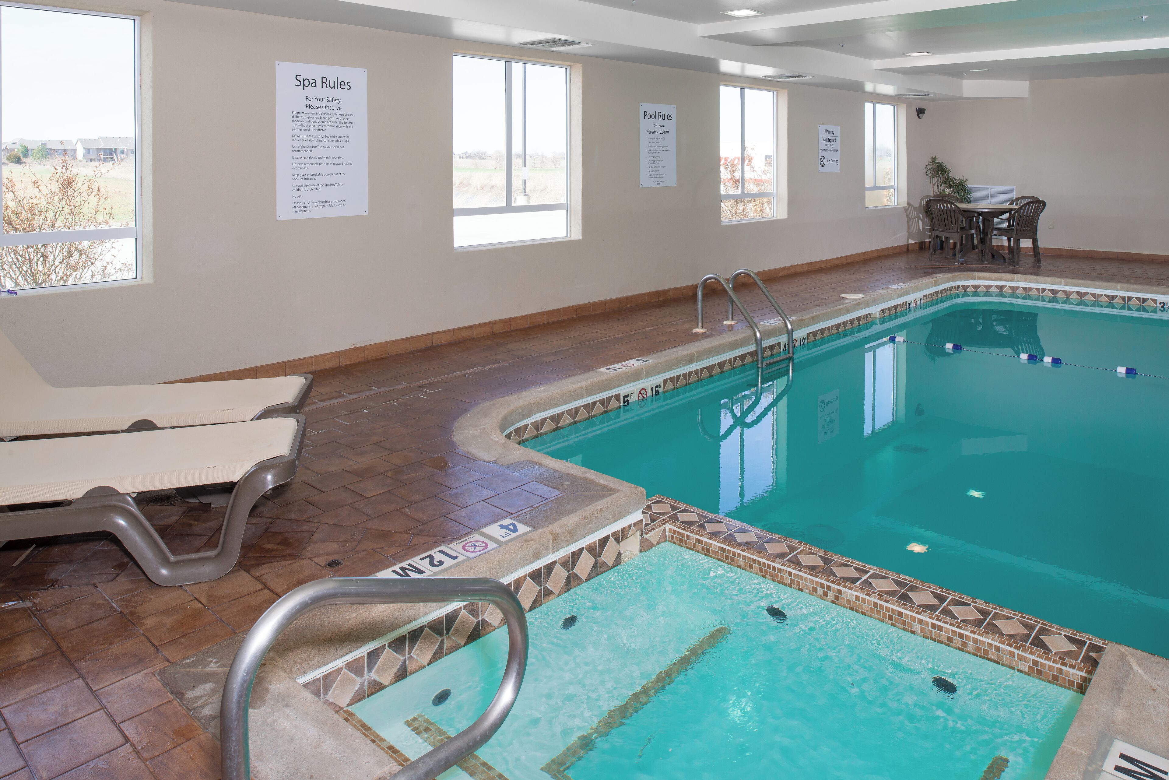 indoor pool, pool loungers