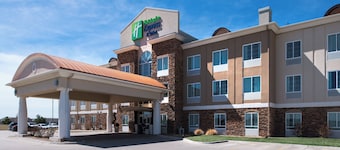 Holiday Inn Express & Suites Wichita Northwest by IHG