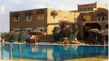 Outdoor pool, pool umbrellas
